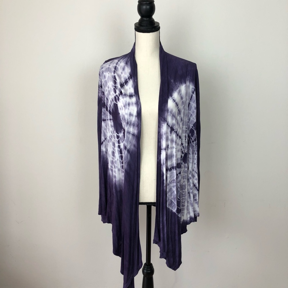 Romeo & Juliet Couture Tie Die Long Cardigan